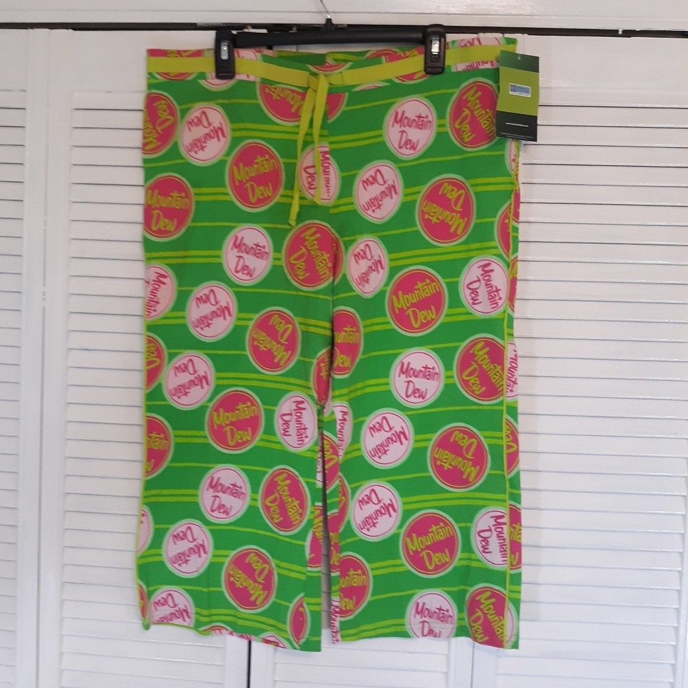 Official Mountain Dew vtg capri pants NWT XL *C7